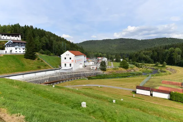 Lipno — WTB 20220723 Lipno Staudamm Lipno 9837
