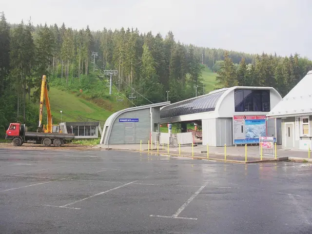 Špindlerův Mlýn — Lanovka na Hromovku (01)