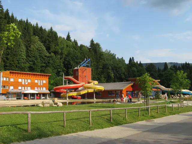 Špindlerův Mlýn — Spindleruv Mlyn - Aquapark - panoramio