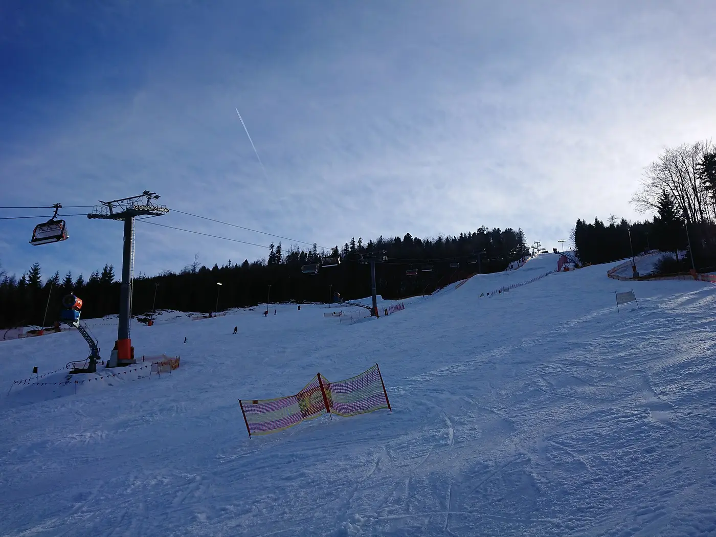 Beskid Sport Arena — Beskid Sport Arena - Beskid chairlift and ski slope 3