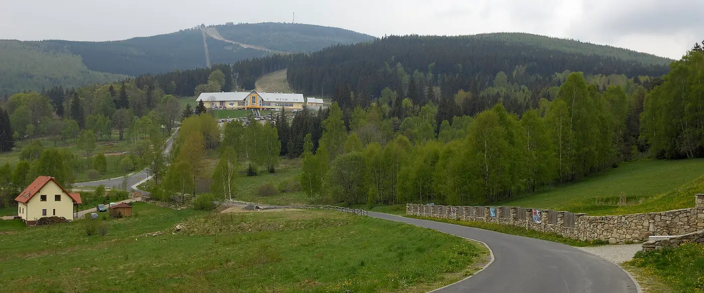 Świeradów-Zdrój — Panorama - Świeradów Zdrój - Kolej Gondolowa - panoramio